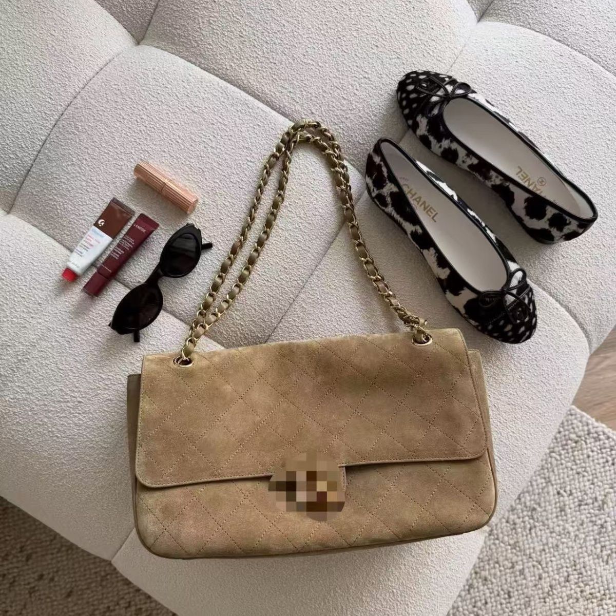 Chanel – ნატურალური ტყავის ექსკლუზიური ტრენდული Flap ჩანთა CC საკეტითა და ჯაჭვის ღვედით thumbnail
