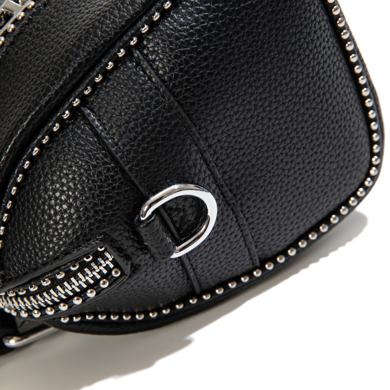 Zadig & Voltaire – ტყავის საკულტო ფრთების ლოგოთი გაფორმებული Sunny სტილის ტრენდული ჩანთა thumbnail