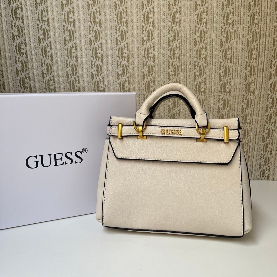 GUESS - ქალის სტრუქტურული ხელჩანთა