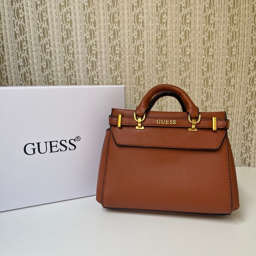 GUESS - ქალის სტრუქტურული ხელჩანთა