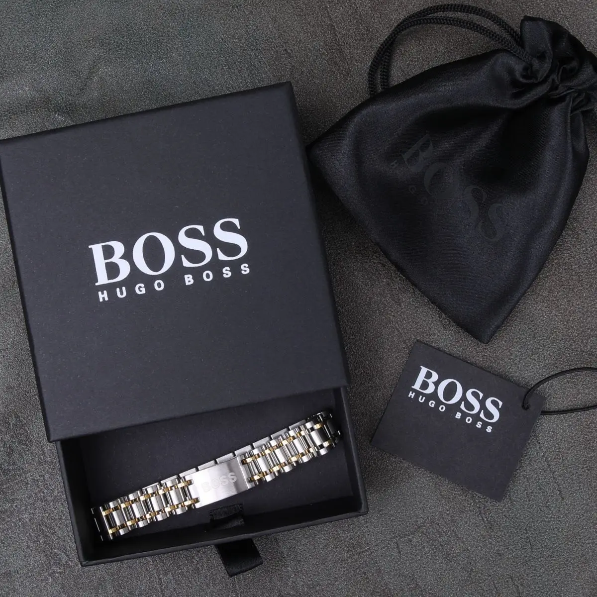 Hugo Boss – ლუქს კლასის ტრენდული მამაკაცის სამაჯური