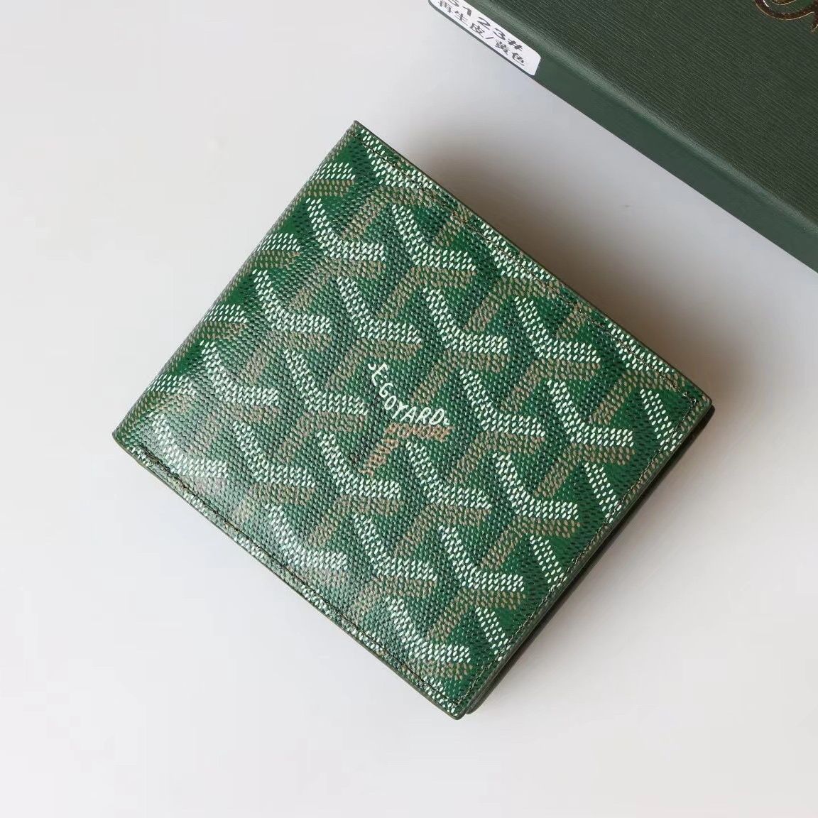 Goyard – Goyardine საკულტო პრინტით გაფორმებული ტყავის ტრენდული საფულე