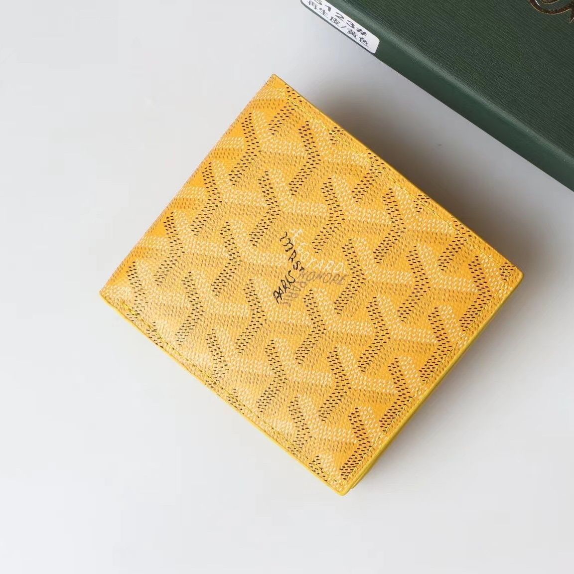 Goyard – Goyardine საკულტო პრინტით გაფორმებული ტყავის ტრენდული საფულე