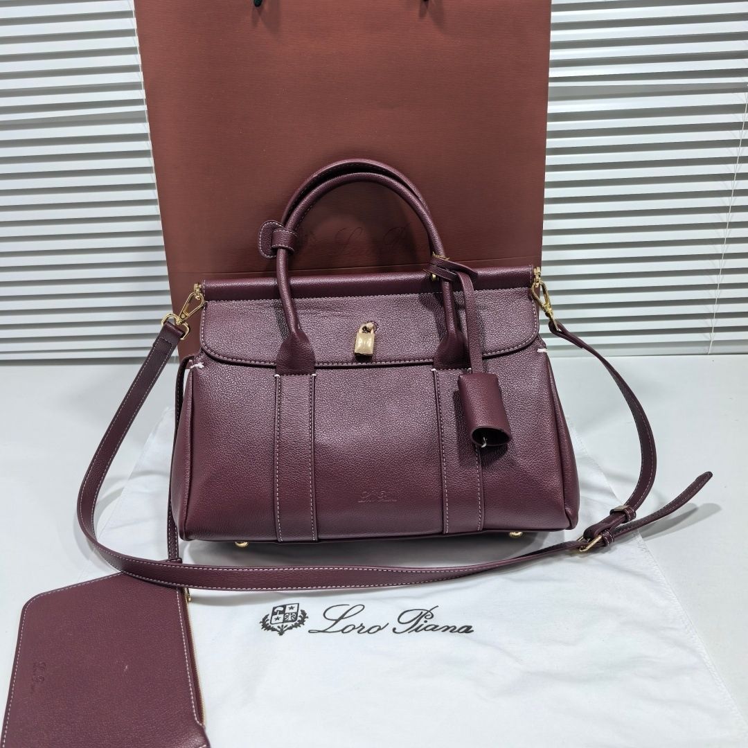 Loro Piana – ელეგანტური დიზაინის ნატურალური ტყავის ქალის ტრენდული ჩანთა