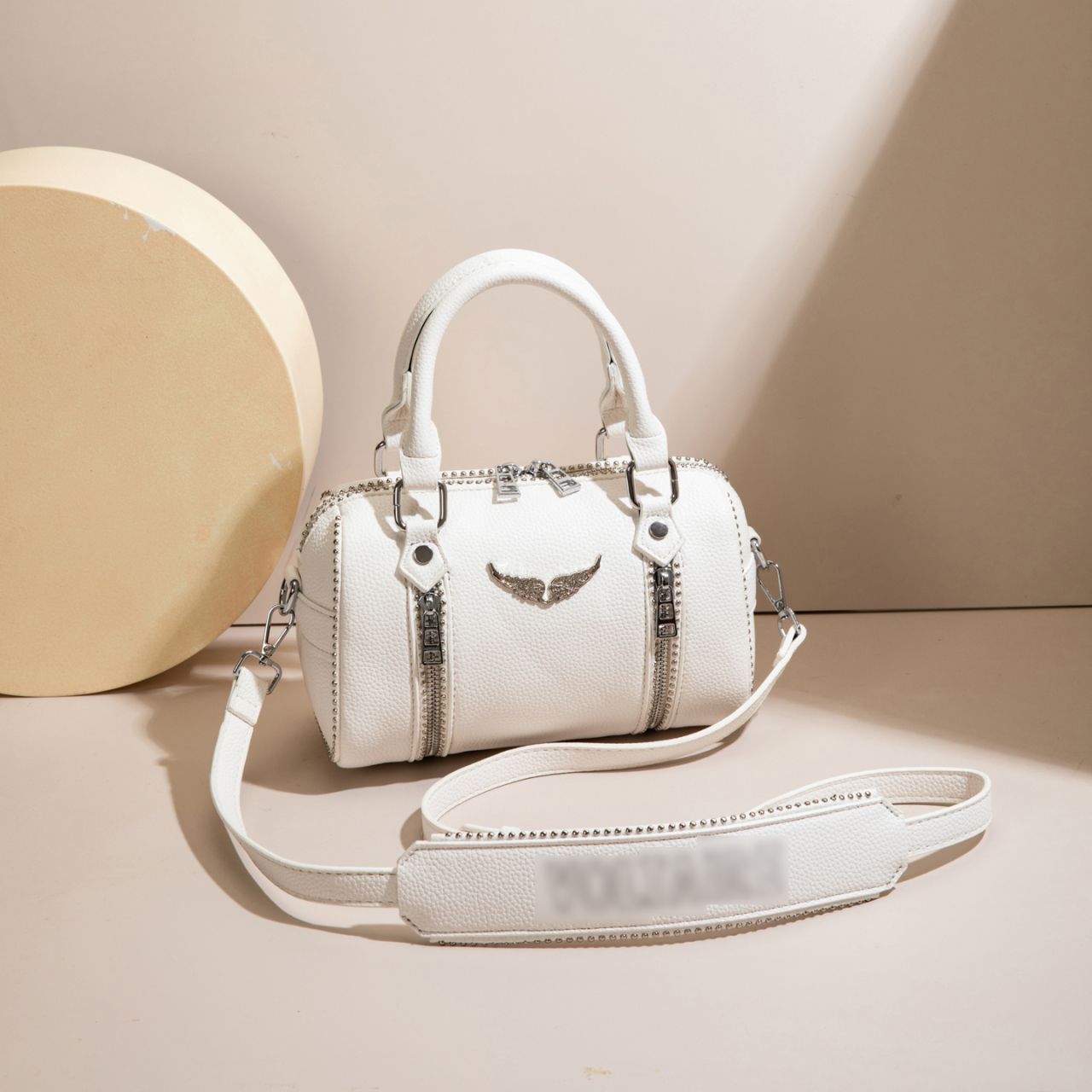 Zadig & Voltaire – ტყავის საკულტო ფრთების ლოგოთი გაფორმებული Sunny სტილის ტრენდული ჩანთა