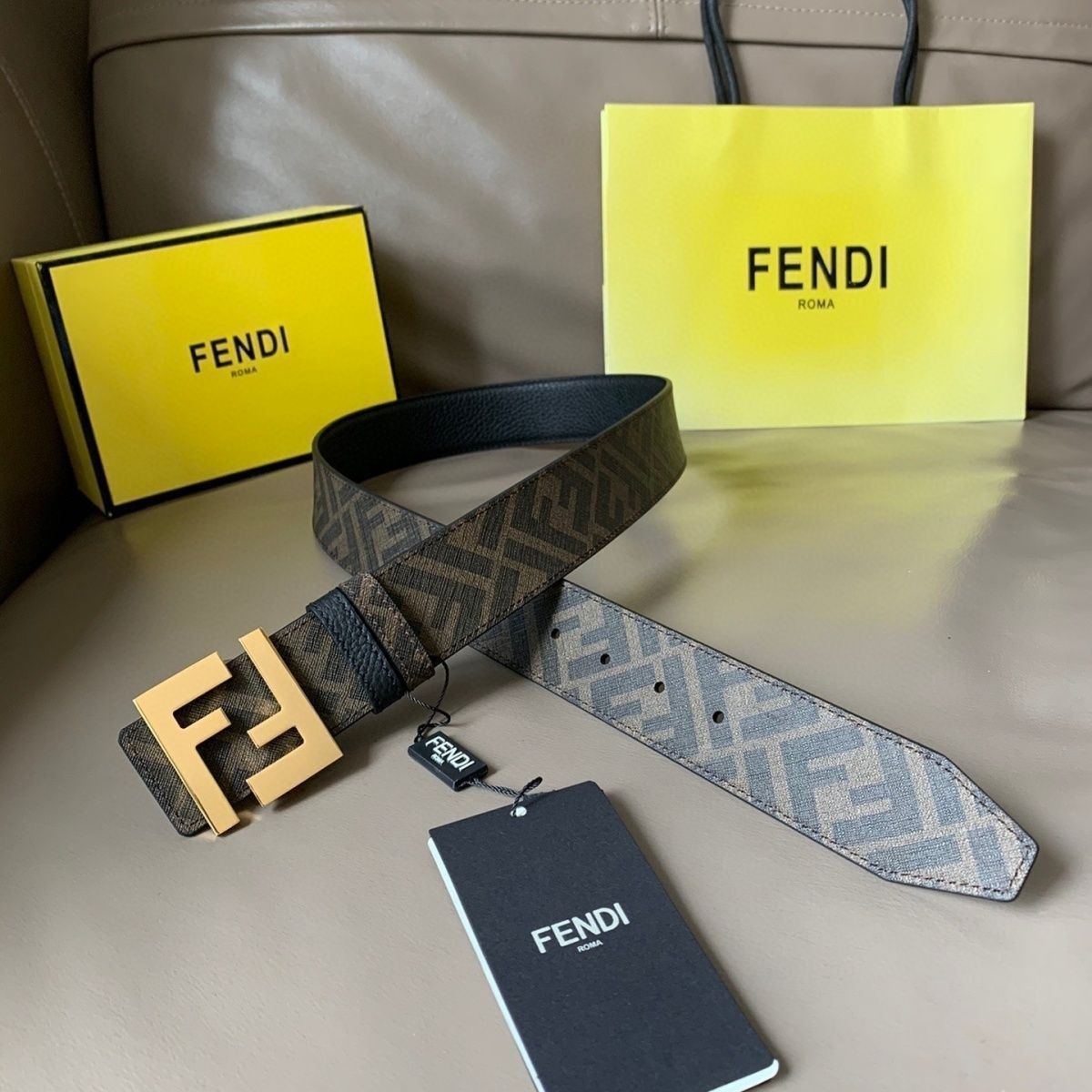 Fendi – FF მონოგრამითა და ნატურალური ტყავით დამზადებული ექსკლუზიური ქამარი
