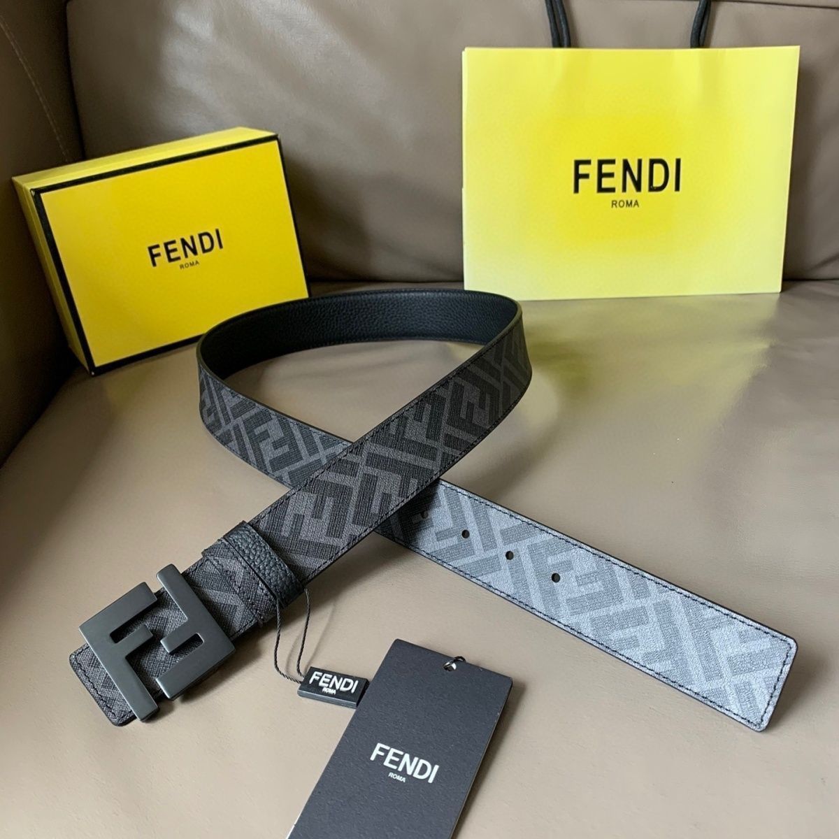 Fendi – FF მონოგრამითა და ნატურალური ტყავით დამზადებული ექსკლუზიური ქამარი