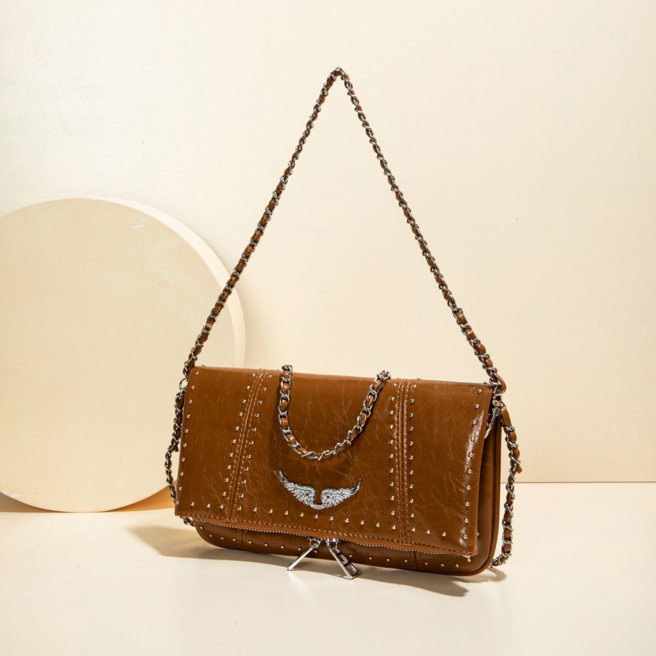 Zadig & Voltaire – ტყავის ექსკლუზიური ტრენდული ჩანთა