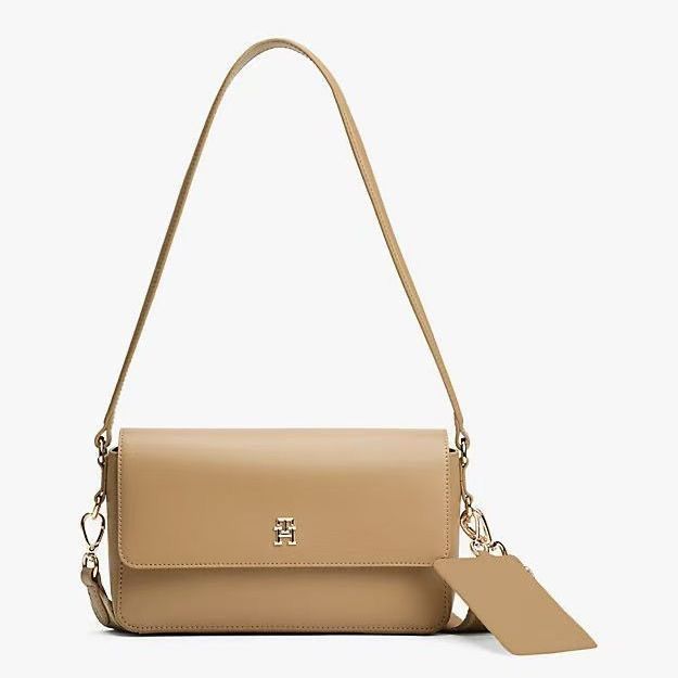 Tommy Hilfiger – ექსკლუზიური დიზაინის ტრენდული ჩანთა