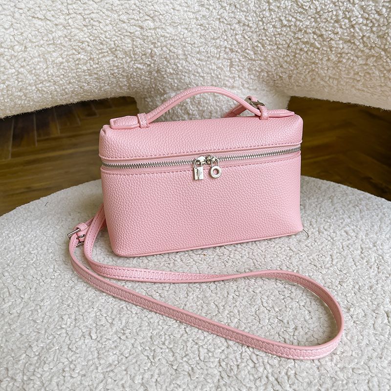 Loro Piana Extra Pocket – ნატურალური ტყავის ექსკლუზიური ტრენდული ჩანთა ელვის საკეტით