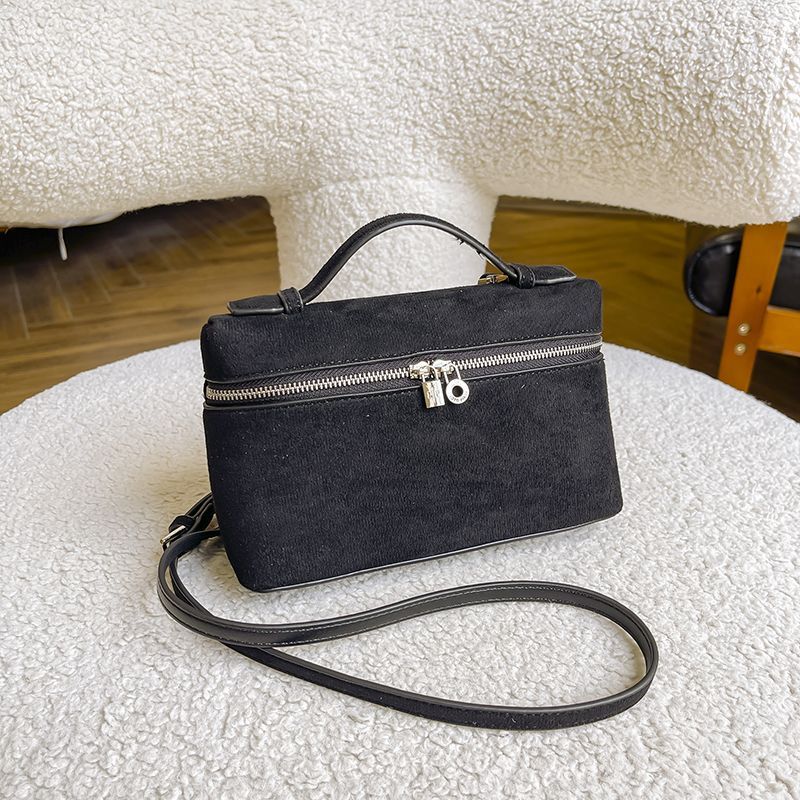 Loro Piana Extra Pocket – ნატურალური ტყავის ექსკლუზიური ტრენდული ჩანთა ელვის საკეტით